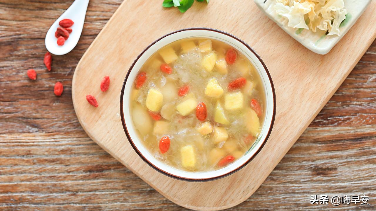 天热了喝什么能防暑降温,天气干燥降火汤怎么喝