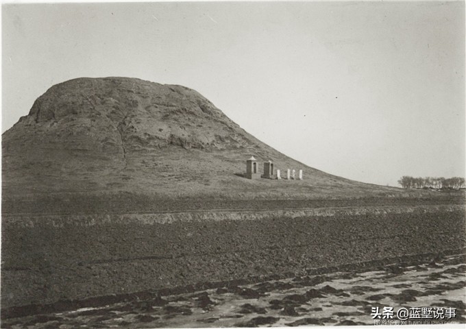 呼和浩特大青山南麓有十几座王昭君墓,究竟哪个是真冢?