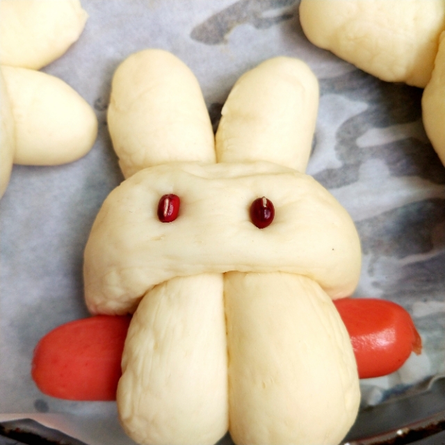 香肠小兔子馒头家常做法,小兔子馒头简单又好看