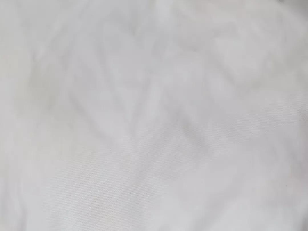 羽绒服脏了直接用毛巾擦可以吗,白色羽绒服特别脏干洗店能搞定吗