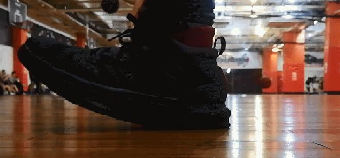 利拉德5最新款,利拉德5对比欧文5