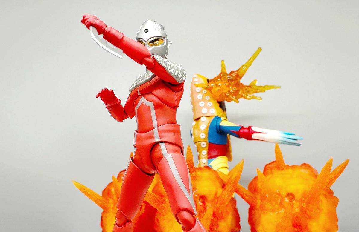 模玩机设:以弹之名守望地球地球的赤红巨人SHF赛文