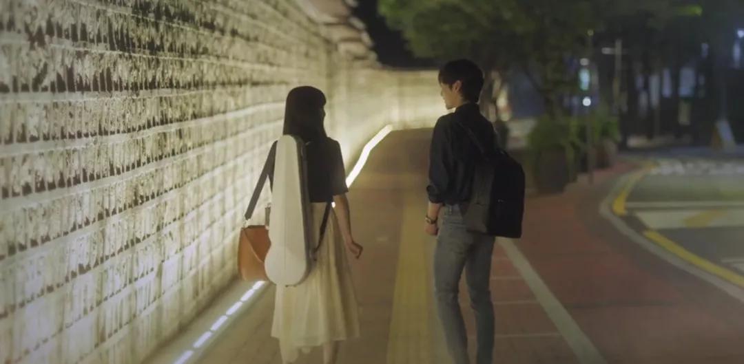 和直男谈恋爱是一种什么体验,被直男追是一种什么体验