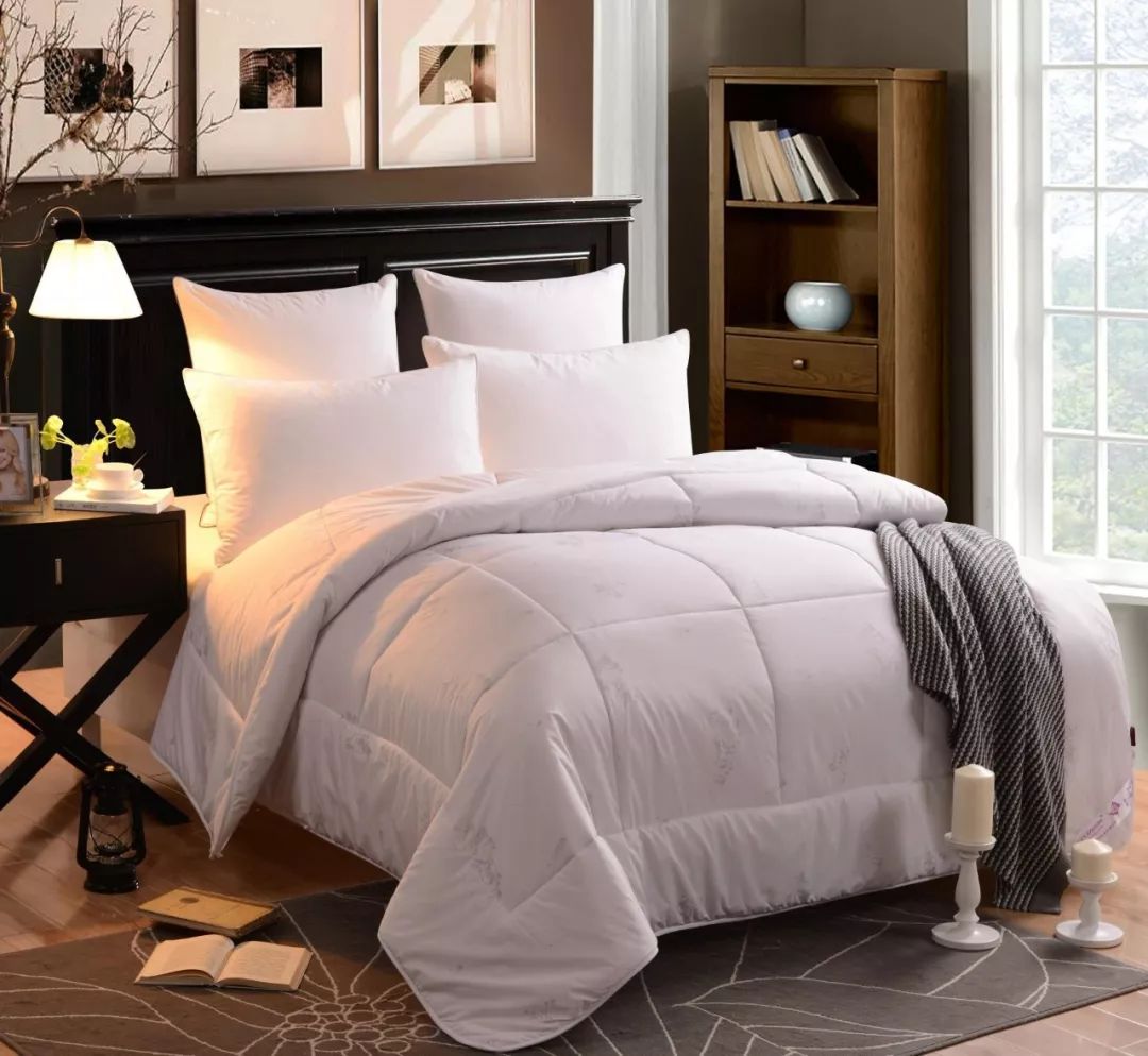 各种常用被子的优缺点对比,被子种类太多了哪个又轻又暖和