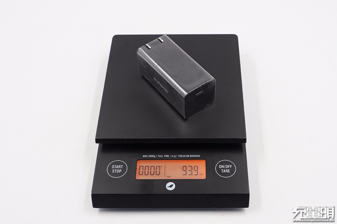 联想口红氮化镓充电器,联想氮化镓充电器对比测评