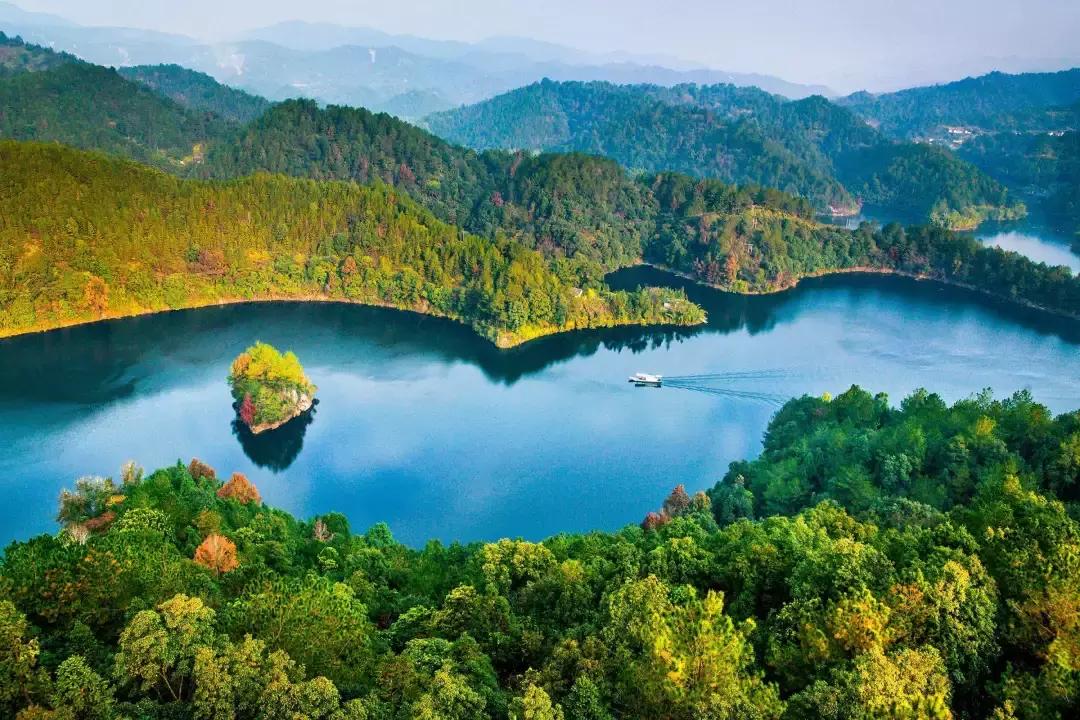 梅汕高铁将在年底开通广州到梅州,梅汕高铁在梅州哪