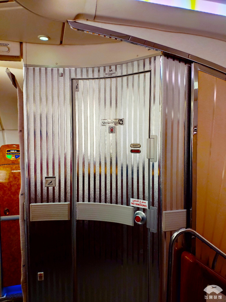 阿联酋航空a380头等舱套房解说 (土豪体验阿联酋航空a380头等舱)