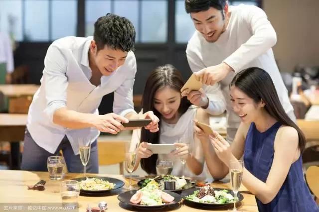 左腰痛癌症早期信号,乳房癌症的早期信号