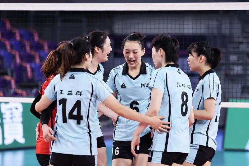 女排全锦赛第三日赛程：辽宁和天津力争小组头名，福建有望三连胜