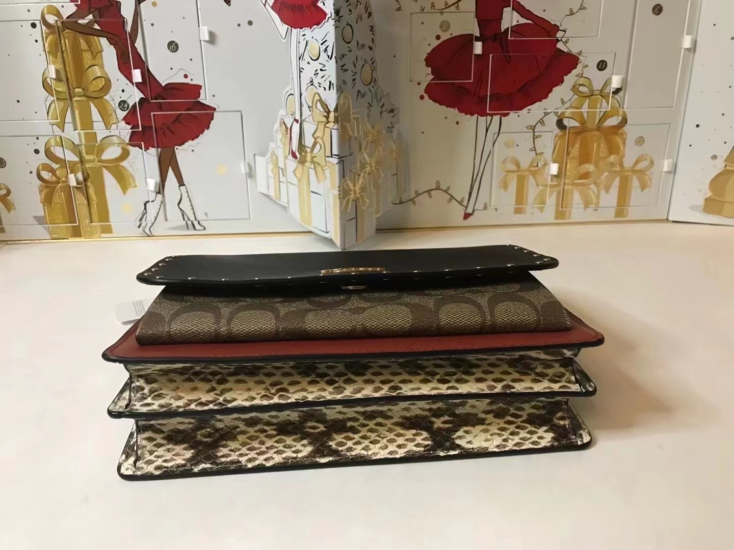 奥莱coach男士包,coach腋下包奥莱款