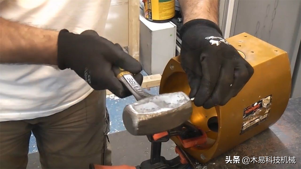 螺丝螺母折断,咋办?看外国“牛人”如何取出