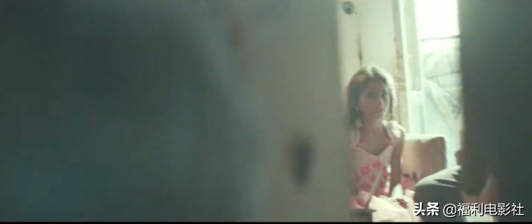 票房却破十亿的电影,票房破百亿人民币的电影