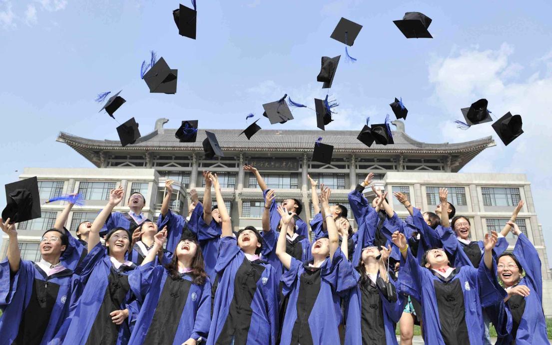 考入专科院校的学生,5件事情要尽早准备,抢占先机才能更有发展