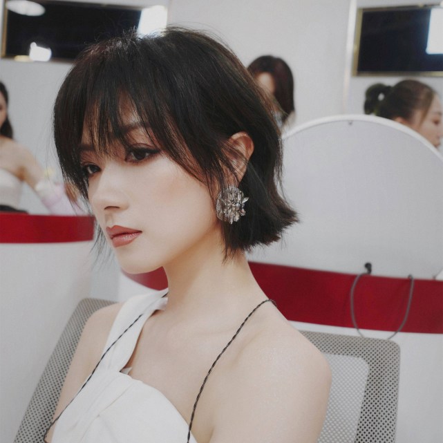 万茜点赞宁静黑评内容,万茜被人打脸完整视频