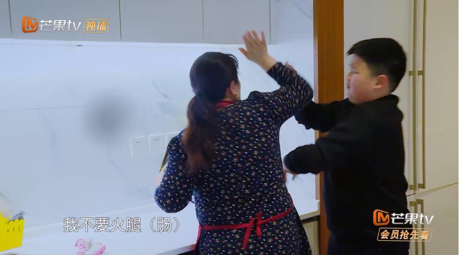 变形计赵楚苌被爸妈接走,变形计赵楚苌