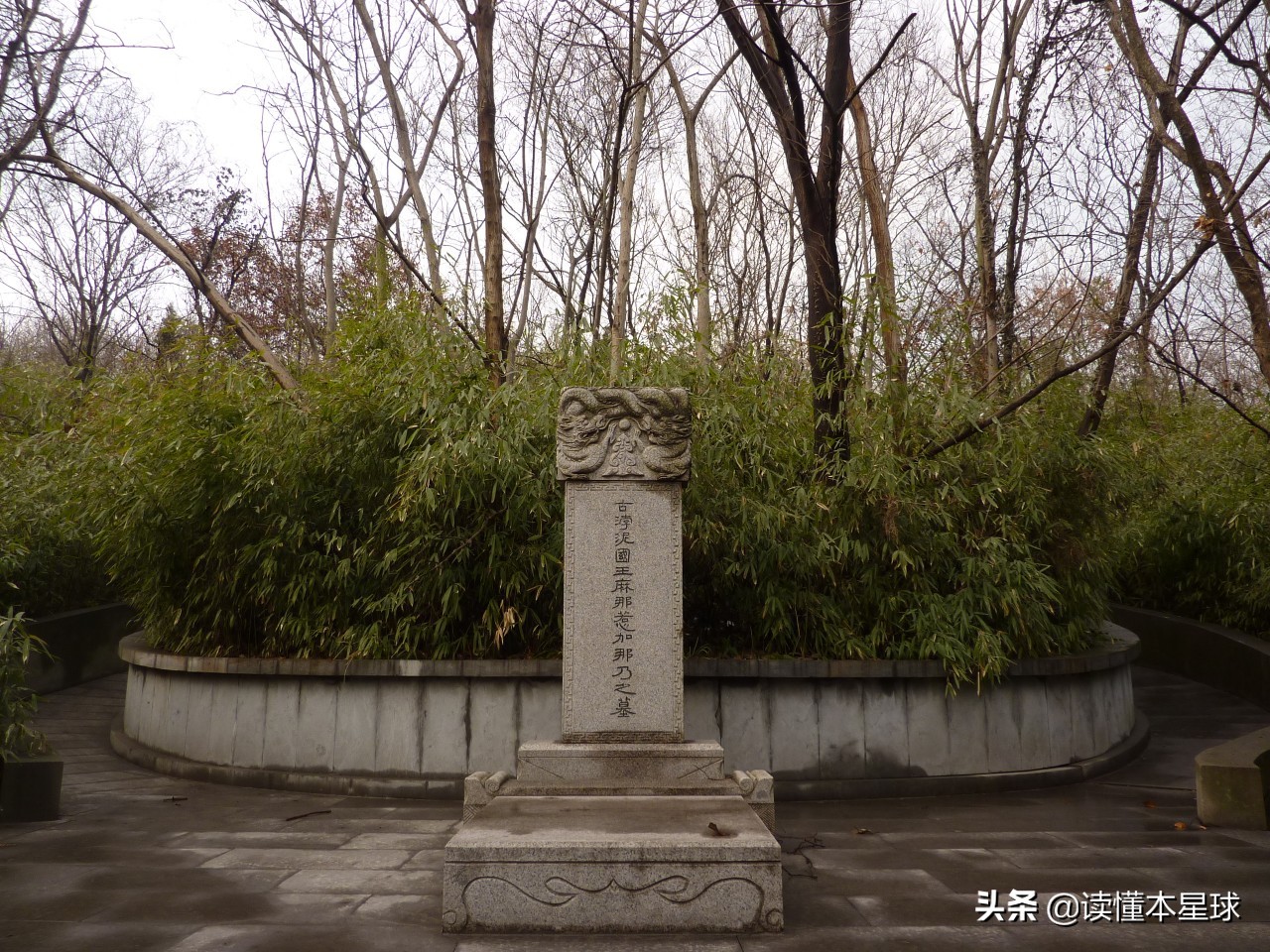 文莱为什么被马来西亚一分为二,文莱帝国版图演变