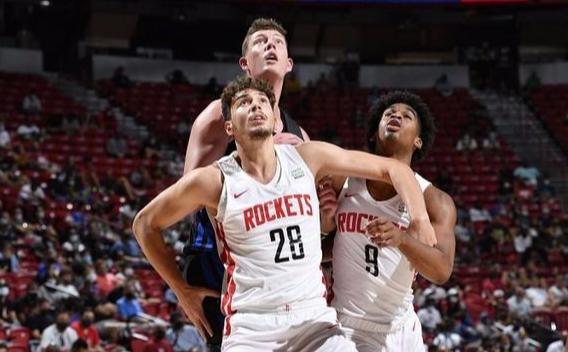 火箭16号新秀,未来可期火箭少女