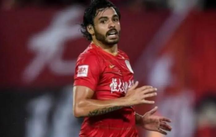 身份认同感UP！高拉特骑单车在广州遛弯，享受中国人的快乐