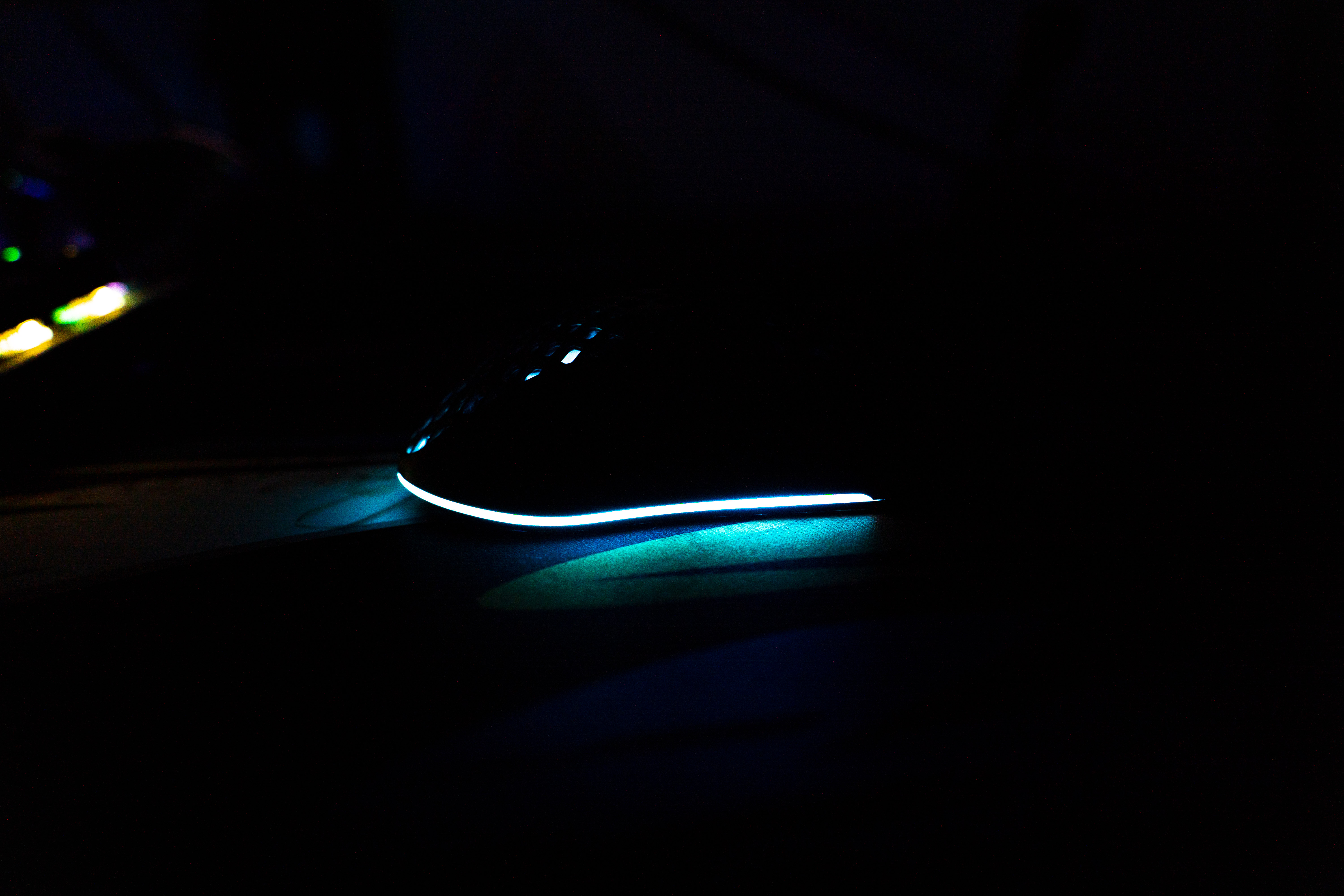 轻量化+无线=赛睿Aerox3Wireless