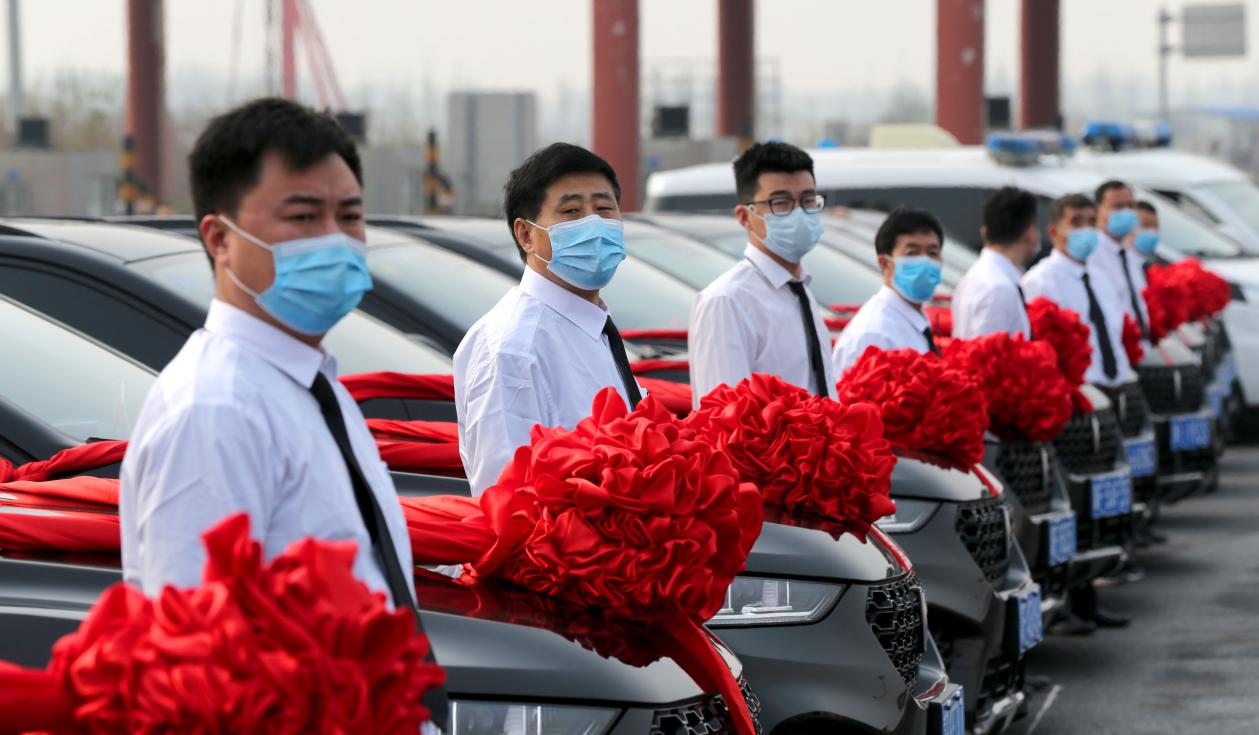 幸得有你，山河无恙！WEY品牌硬核排面致敬保定抗疫英雄