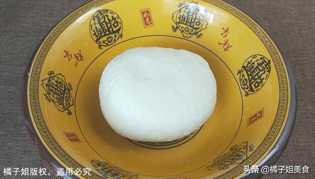 1公斤油条的做法和配方的全过程,面粉油条家常做法酥脆不硬