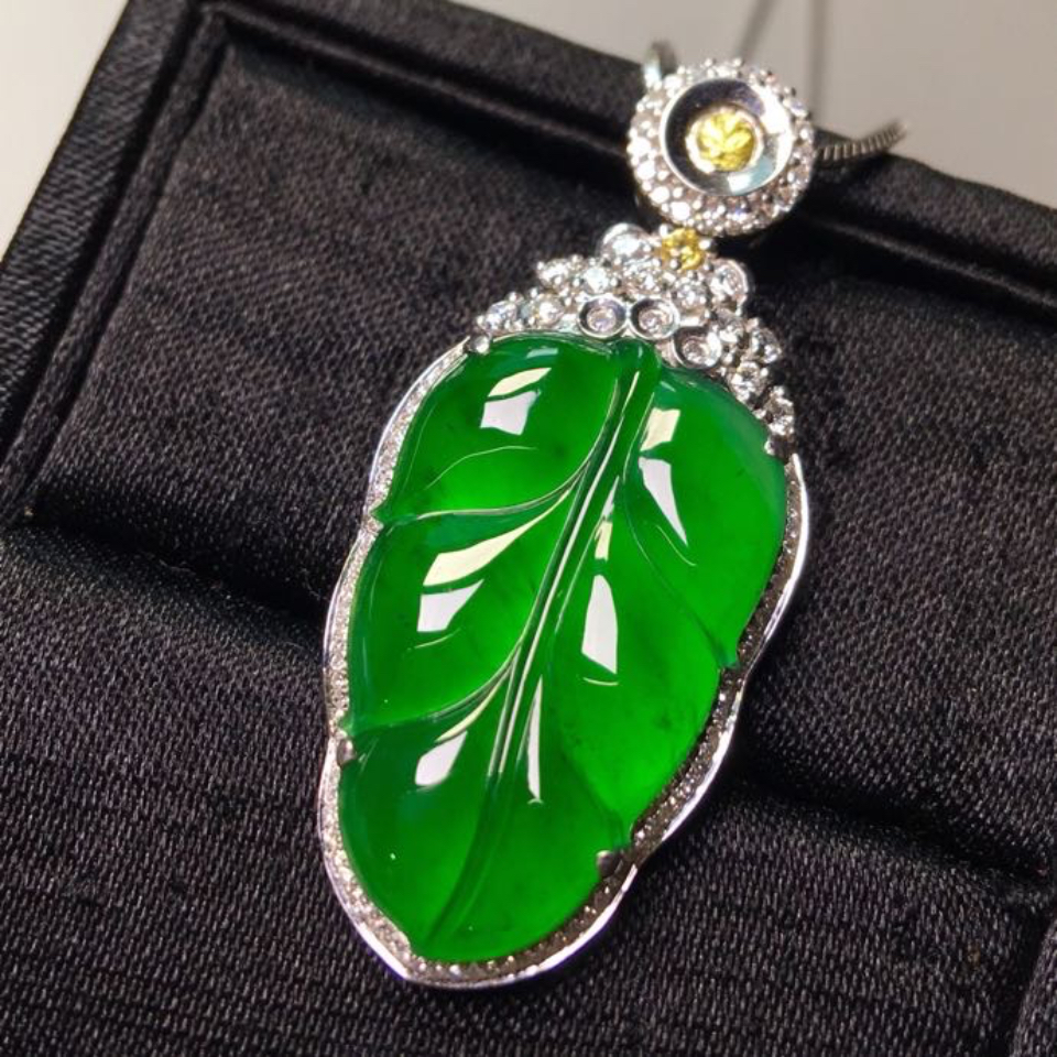 云南翡翠骗局央视,翡翠bc货有毒吗