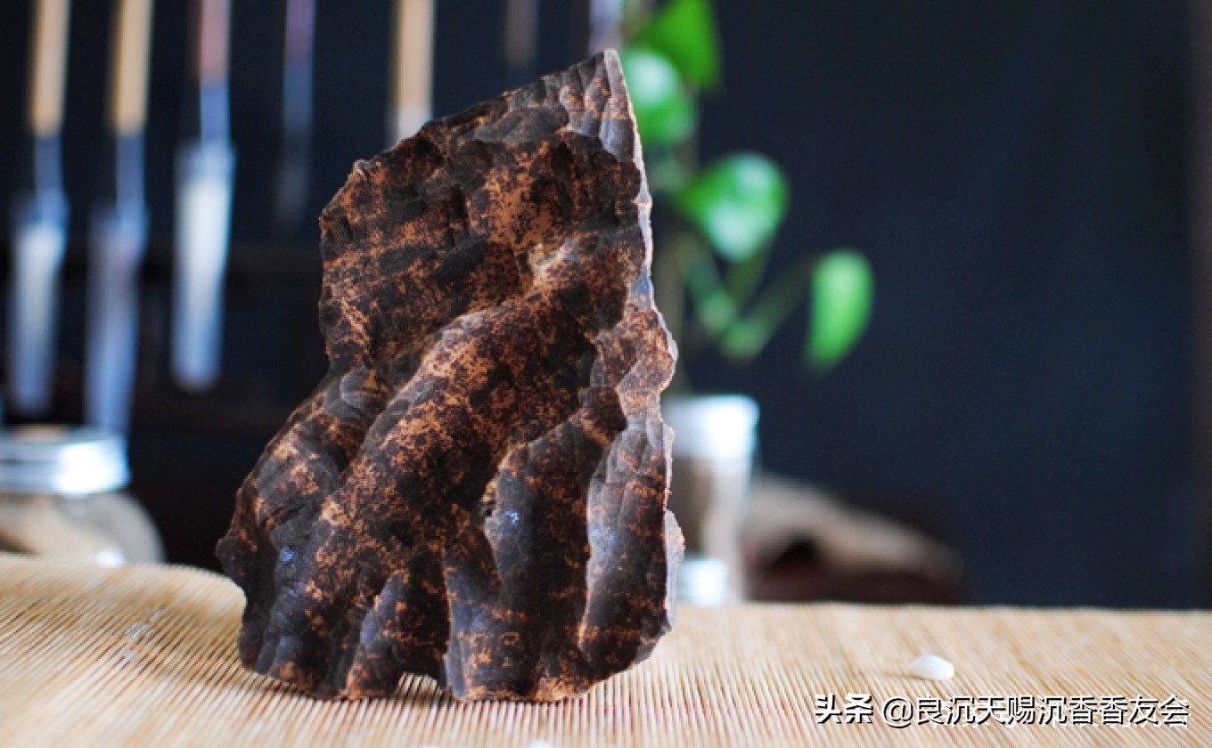 沉香的正确选法,沉香到底应该如何挑选