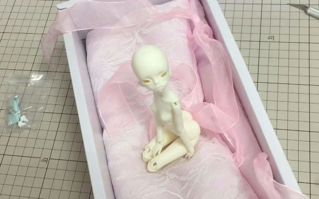 给1万多的bjd娃娃换衣服,bjd娃娃打扮才好看