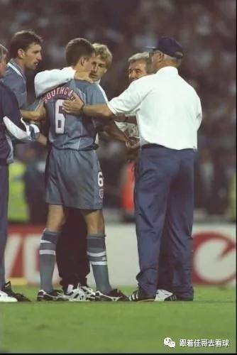 跟着佳哥去看球,佳哥去看球