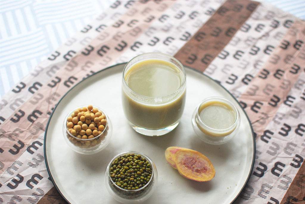 吃什么蔬菜对孩子的发育成长有效,一岁宝宝吃什么蔬菜长个子最快