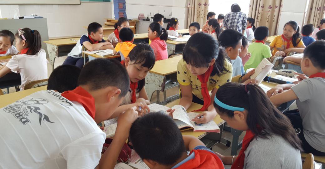 中学老师的工资一般都是多少,中小学老师的工资一般是多少