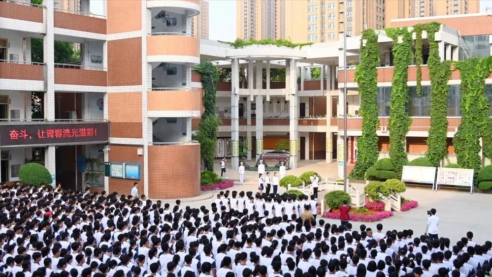 郑州十六中与郑州七十四中哪个好,郑州市七十四中