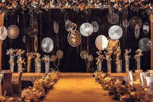 适合秋天的婚礼布置高级感,适合夏天的小清新森系婚礼布置