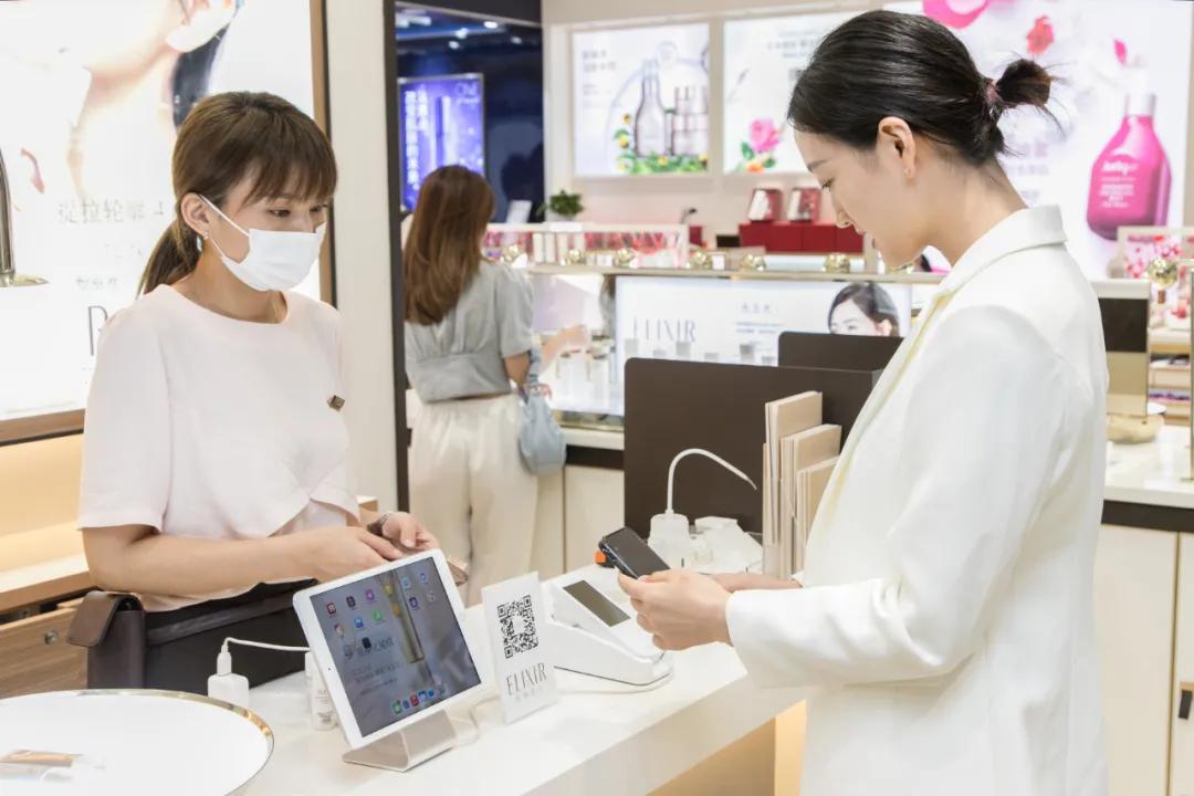 怡丽丝尔七夕限定专柜,怡丽丝尔优惠最大的活动