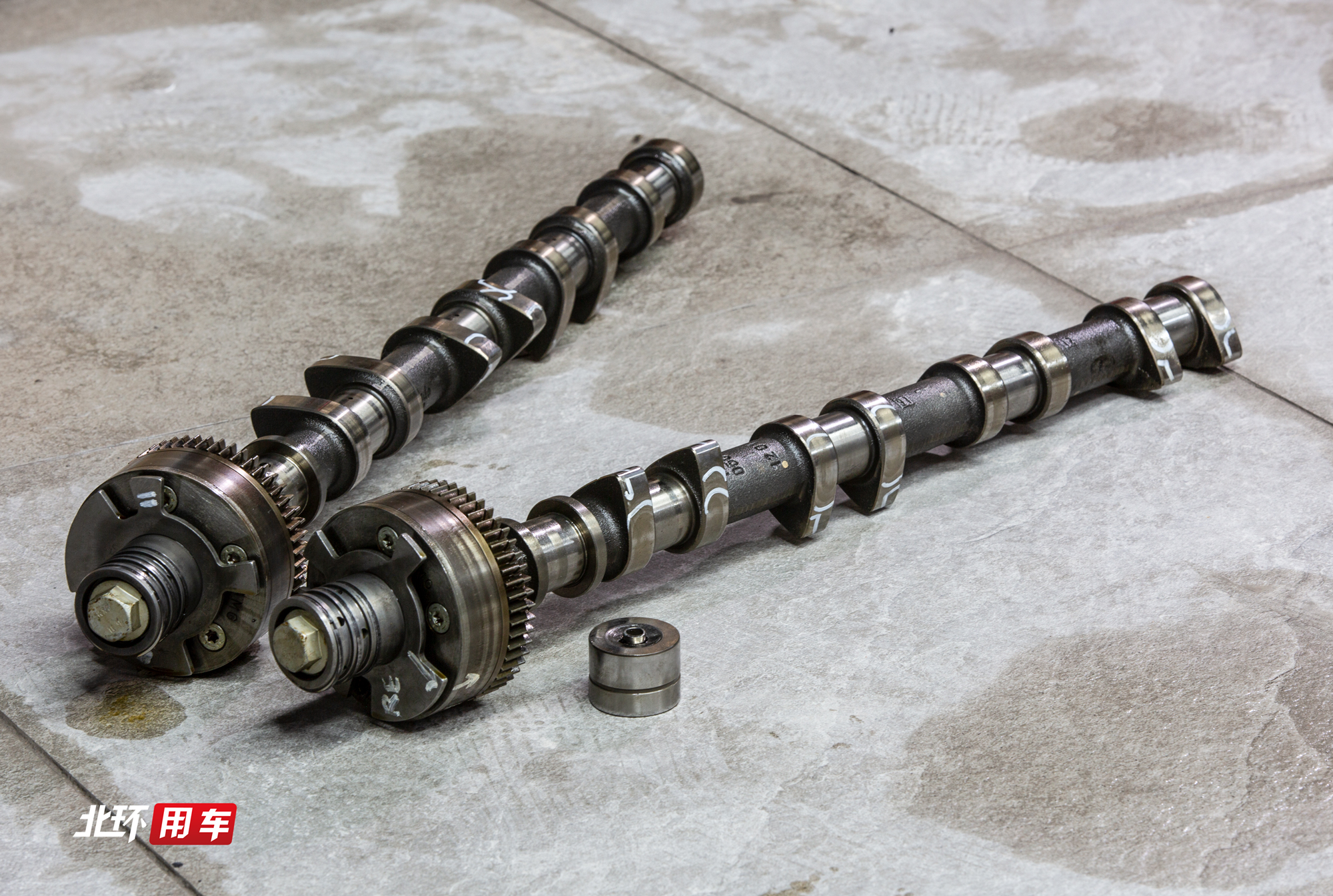 奔驰c63凸轮轴更换多少钱,奔驰c63凸轮轴维修价格