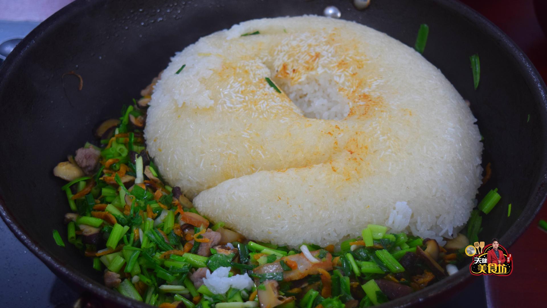 爱吃糯米饭的试试这做法，用料丰富做法简单，好吃耐饱，真馋人