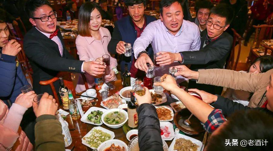 全国各地喝酒礼仪大全,全国各地喝酒的礼仪