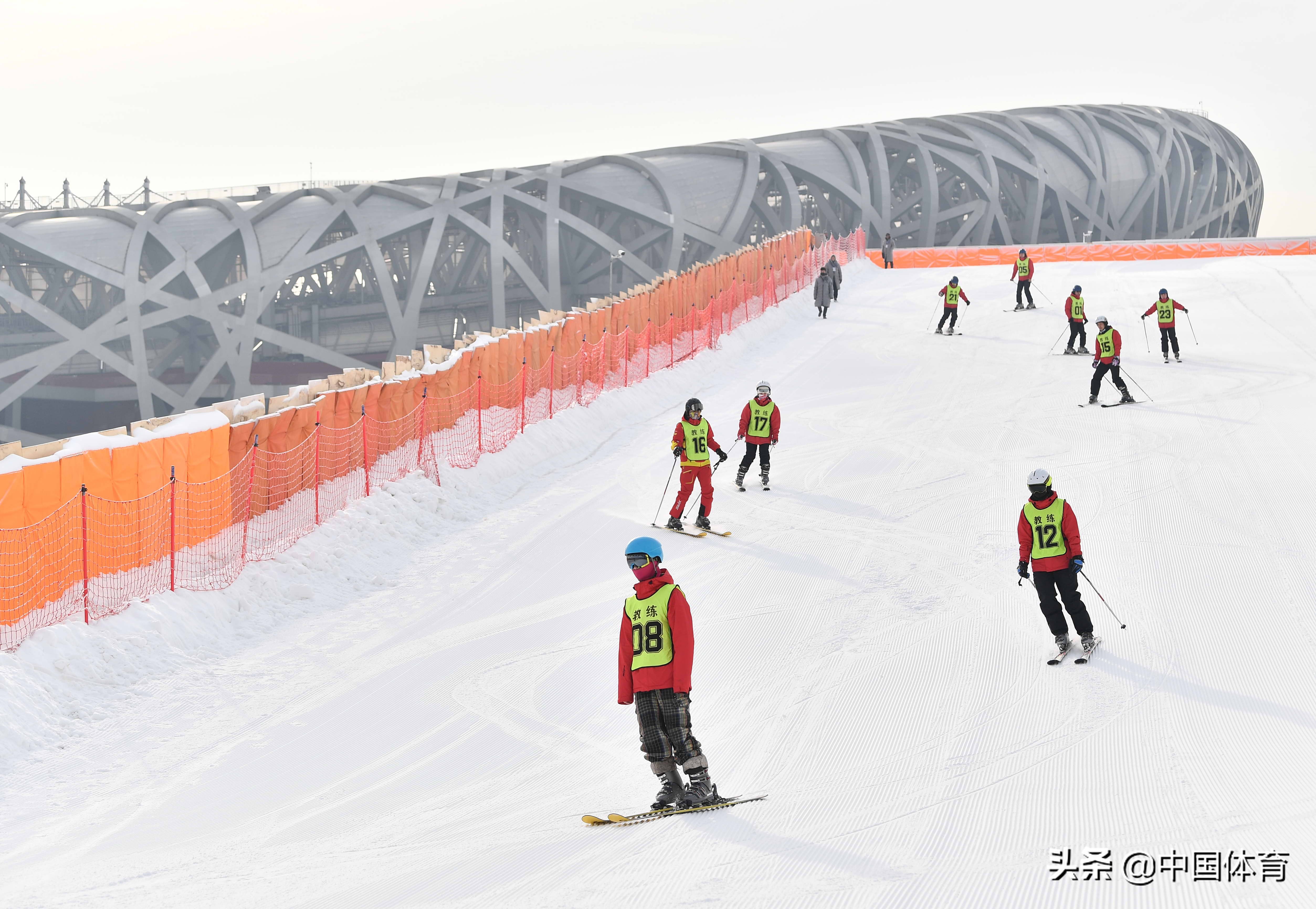 北京鸟巢欢乐冰雪季门票,第12届鸟巢欢乐冰雪季早鸟票开售