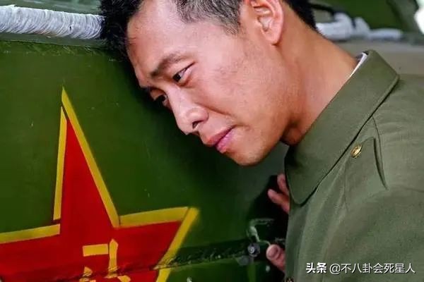 士兵突击导演谈王宝强,黄景瑜王宝强张译