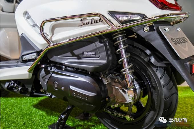 铃木新复古踏板saluto几个颜色,铃木1万左右新款踏板