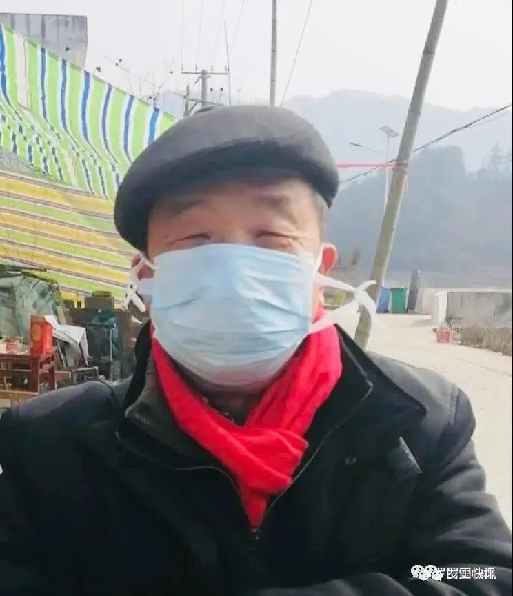 在疫情中逆行忙碌的罗田摄影人