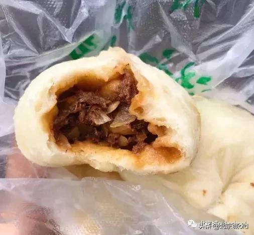 北京人北京味儿，牛街几十年不变老味道，它家的包子倍儿香