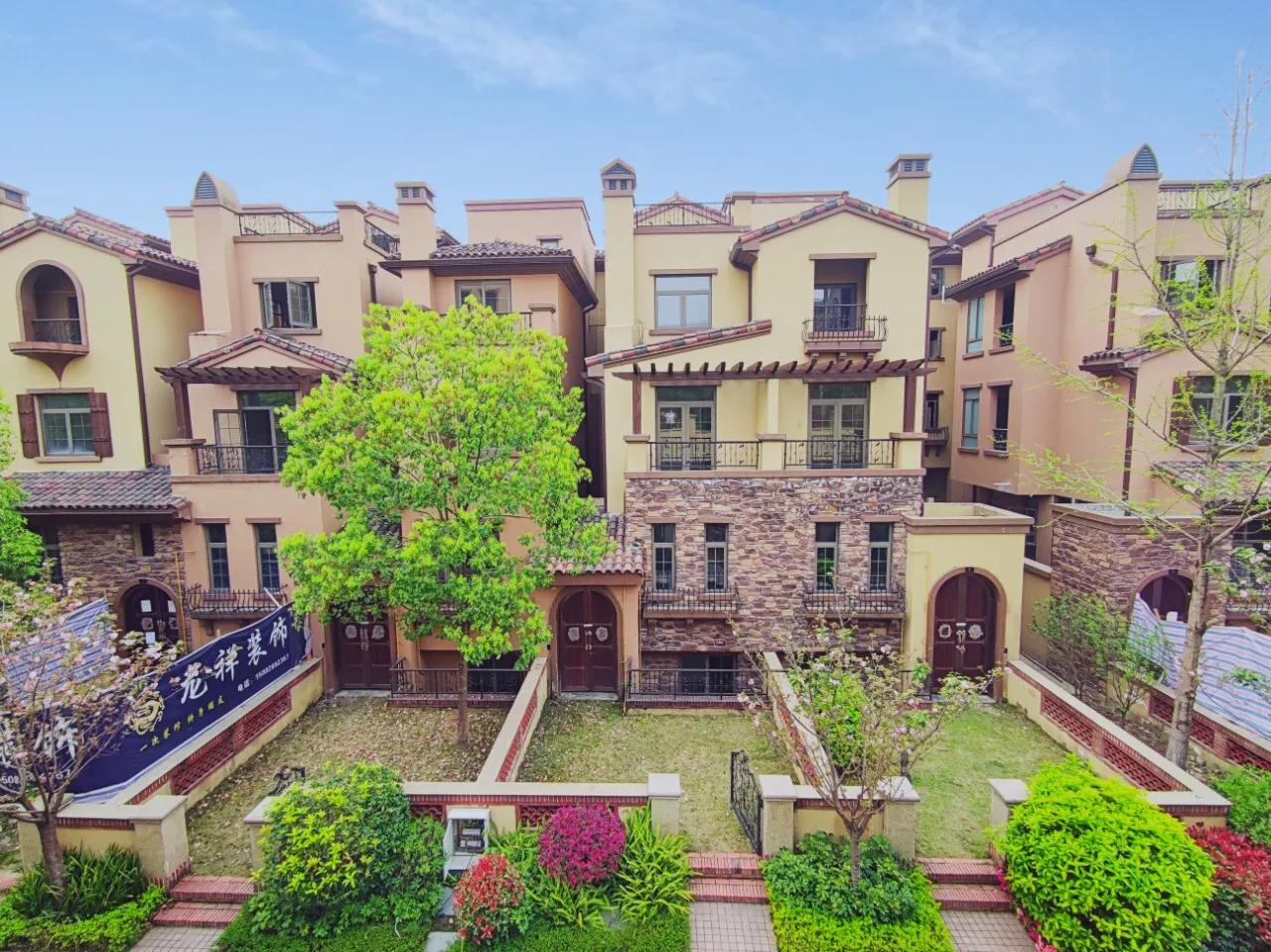 成都天府新区麓湖别墅精装房,成都天府新区麓山中式合院别墅