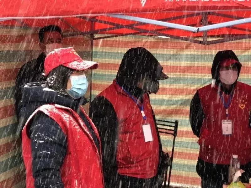 唐山疫情期间生机蓬勃,唐山疫情全面进入应急状态