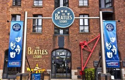 等一个人陪我去巴黎,等一个人陪我去南京视频