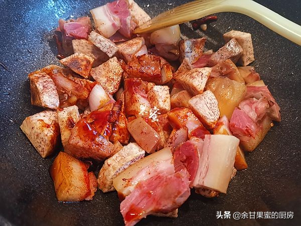 咸猪头肉要烧多长时间才能熟,咸猪头肉要泡多久