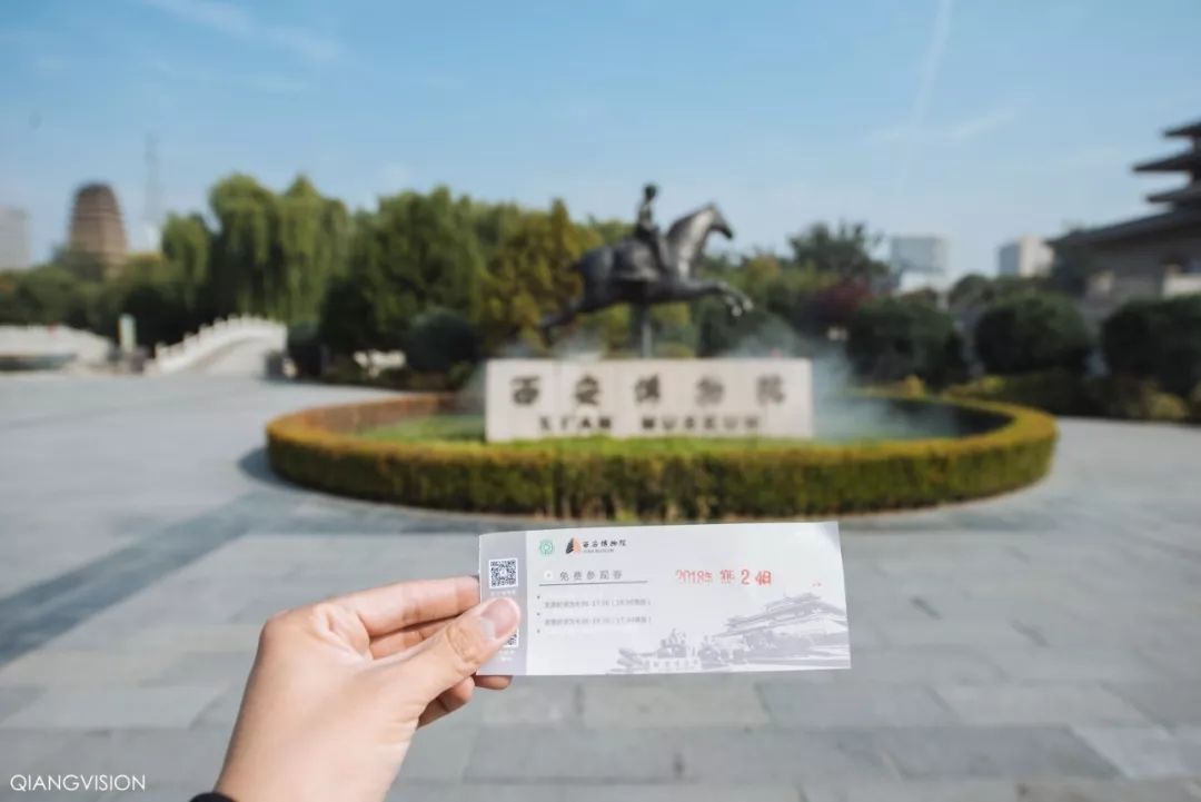 汉服一日游西安攻略,西安大唐不夜城汉服