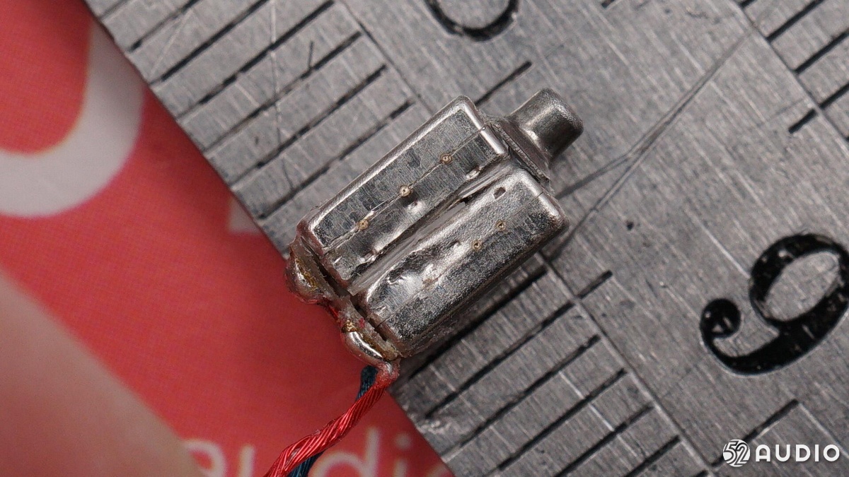 拆解报告：创新科技SXFITRIO三驱者Type-C接口有线耳机