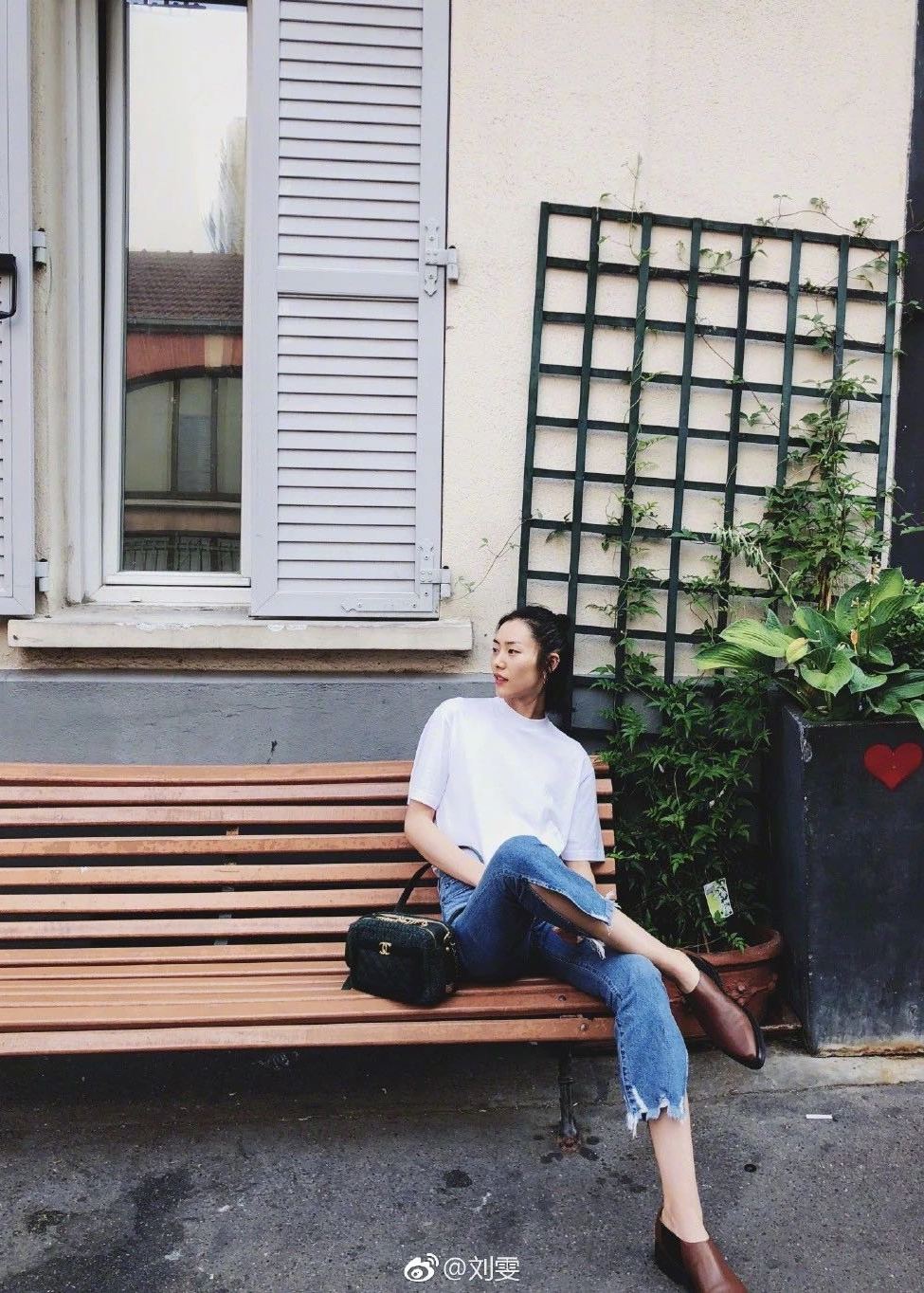 女t恤怎么穿才好看,女生一定要知道的t恤搭配技巧