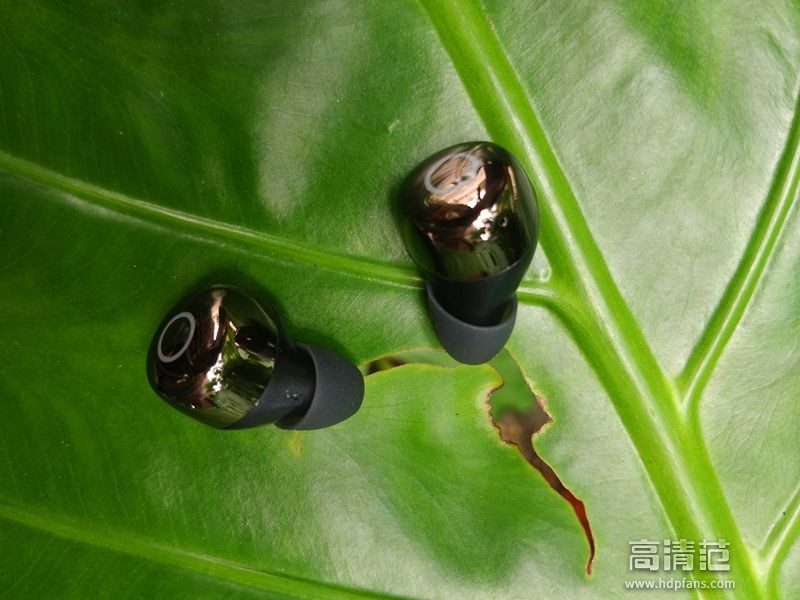 低调但性价比超高--芒果嗨Q小Q真无线蓝牙耳机